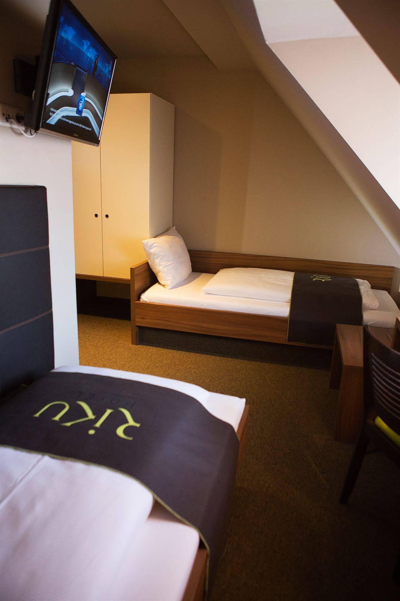 Joesepp's Am Hallhof 3* Мемминген