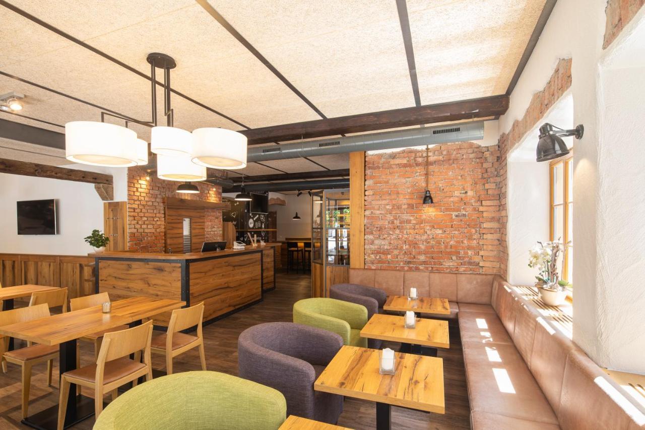 Hotel Joesepp's Am Hallhof 3*