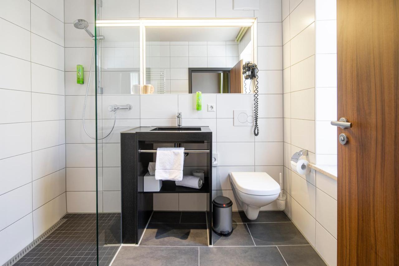 Отель Joesepp's Am Hallhof 3*